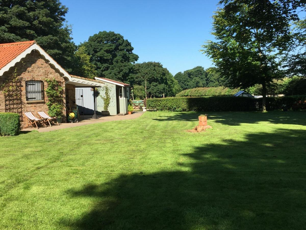 Crossways Self-Catering Cottage - Self Contained East Ravendale Extérieur photo